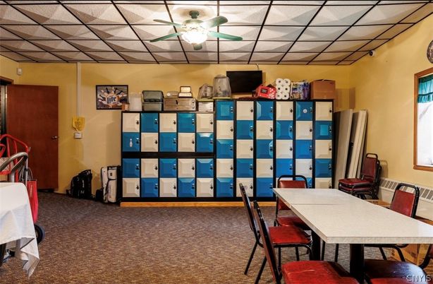 Dining room, Interior