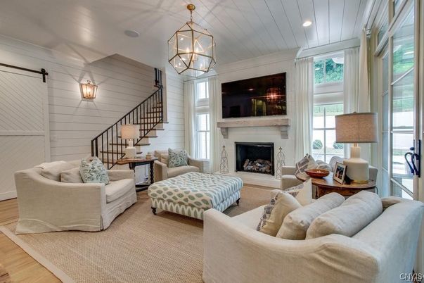 Fireplace, Interior, Living room, Pendant Lights, Recessed Lighting, Wood Texture Flooring