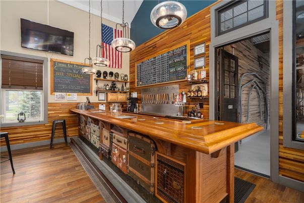 Interior, Pendant Lights, Wood Texture Flooring
