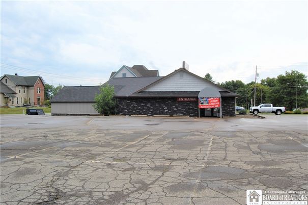 Detached Garage, Exterior