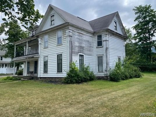 Backyard, Exterior, Facade, Farmhouse