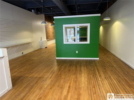 Empty room, Interior, Pendant Lights, Wood Texture Flooring