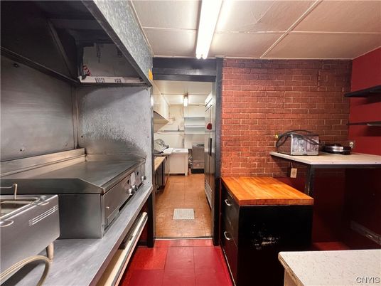 Interior, Kitchen, Stone Walls, Washer