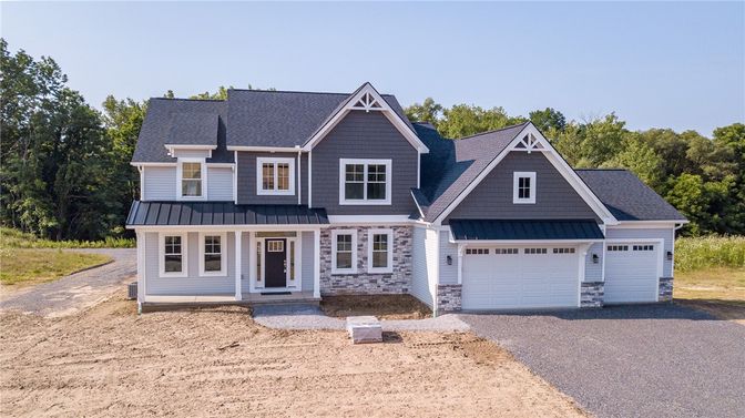 Attached, Exterior, Facade, Farmhouse