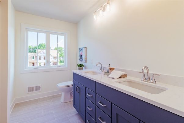 Bathroom, Dual Sink Vanities, Interior