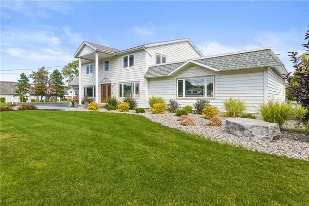 Backyard, Exterior, Facade, Farmhouse