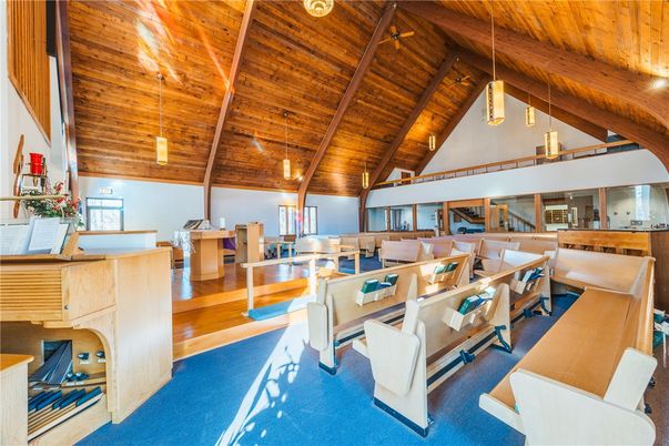 Dining room, Interior, Pendant Lights, Wooden Beams, Wooden Ceilings