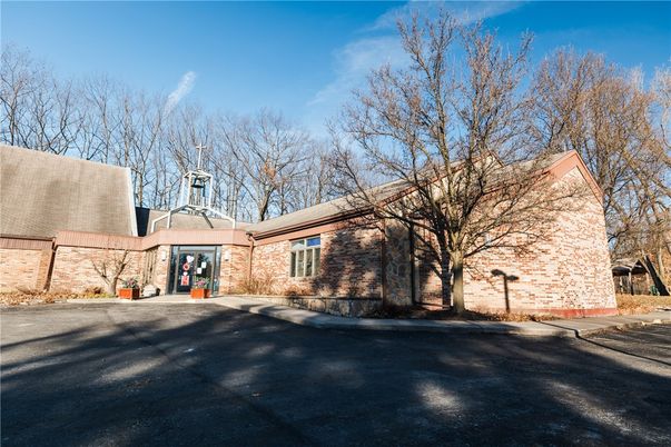 Exterior, Facade, Brick Facade, Cape Cod