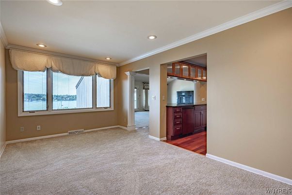 Empty room, Interior, Recessed Lighting