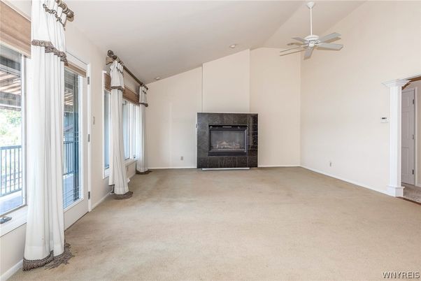 Empty room, Fireplace, Interior
