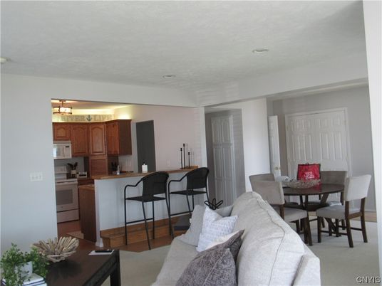 Dining room, Interior, Kitchen, Recessed Lighting, Stainless Steel Appliances
