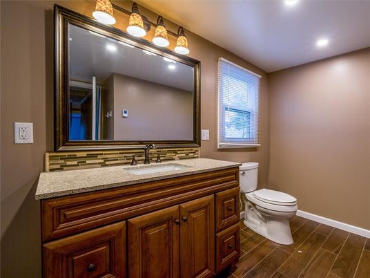 Bathroom, Interior, Recessed Lighting, Wood Texture Flooring