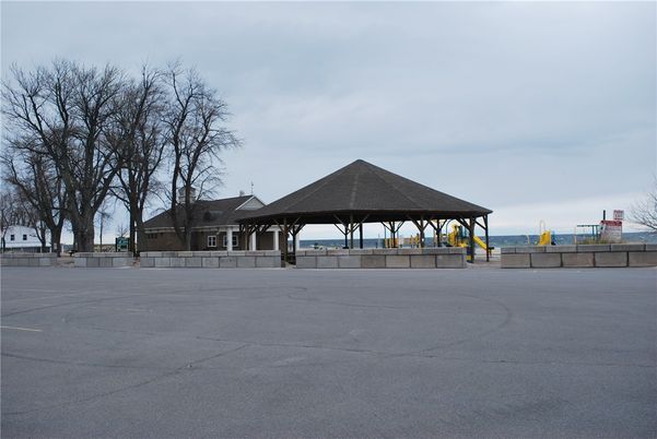 Exterior, Playground