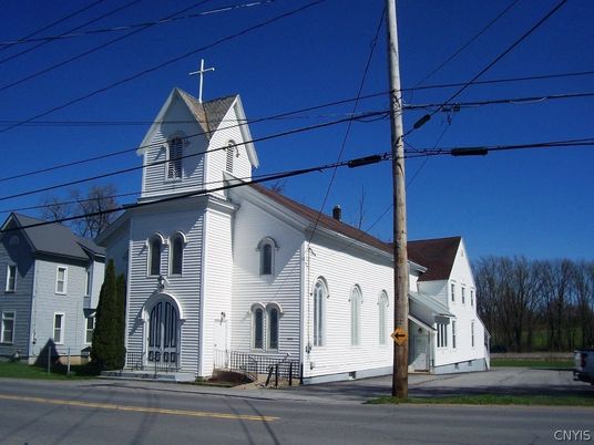 Exterior, Facade, Queen Anne Victorian
