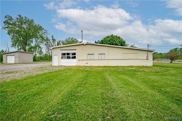 Backyard, Detached Garage, Exterior