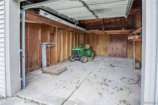 Exterior, Wooden Walls