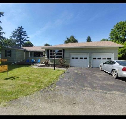 Attached, Backyard, Exterior, Facade, Ranch