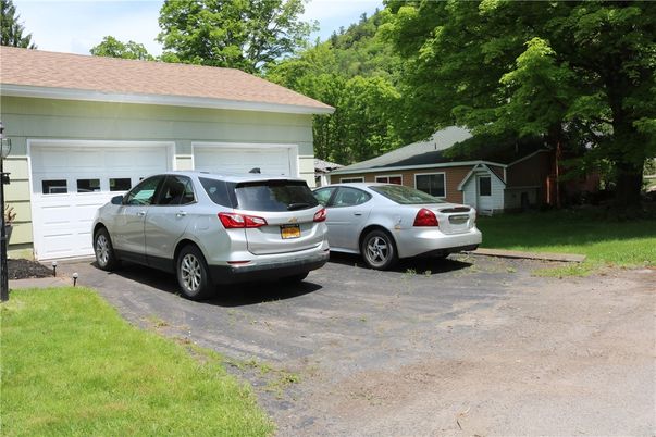Detached Garage, Exterior