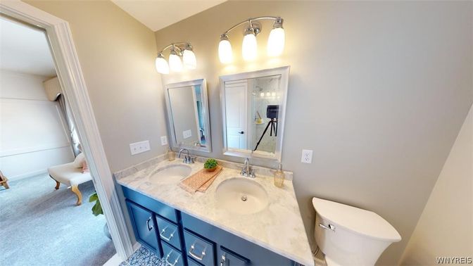Bathroom, Dual Sink Vanities, Interior
