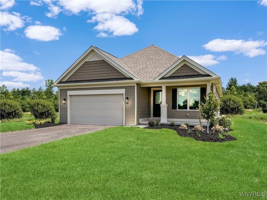 Attached, Exterior, Facade, Ranch