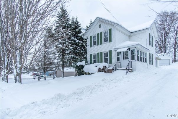 Backyard, Exterior, Facade, Farmhouse