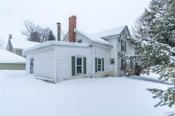 Backyard, Detached Garage, Exterior
