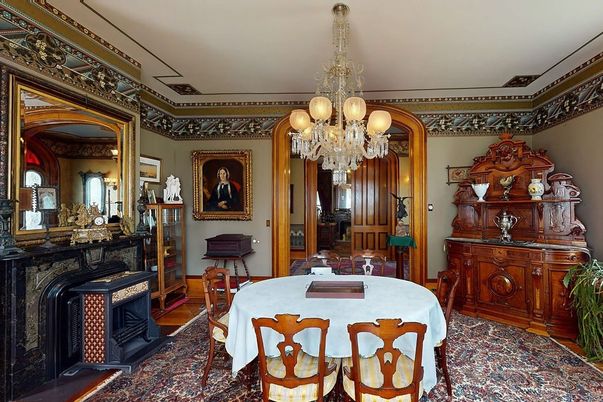 Chandelier, Dining room, Fireplace, Interior, Wood Texture Flooring