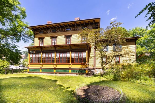 Backyard, Exterior, Facade, American Foursquare