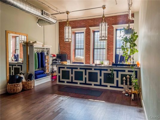 Interior, Pendant Lights, Stone Walls, Wood Texture Flooring