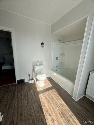 Bathroom, Interior, Wood Texture Flooring