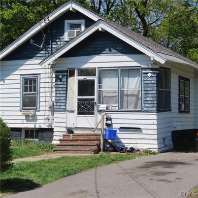 Exterior, Facade, American Craftsman