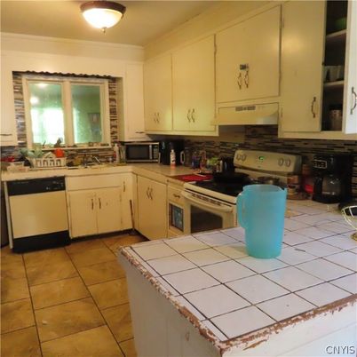 Interior, Kitchen, Tile Countertops