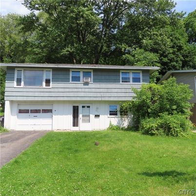 Attached, Exterior, Facade, Raised Ranch