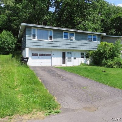 Attached, Exterior, Facade, Raised Ranch