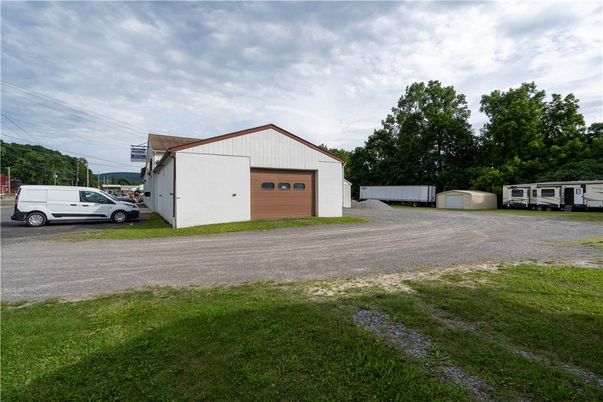 Backyard, Detached Garage, Exterior
