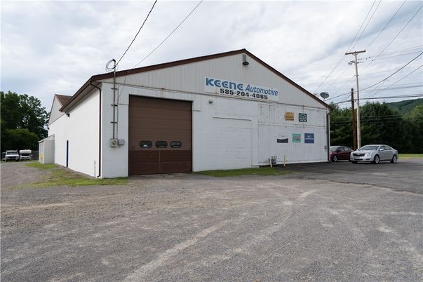 Detached Garage, Exterior