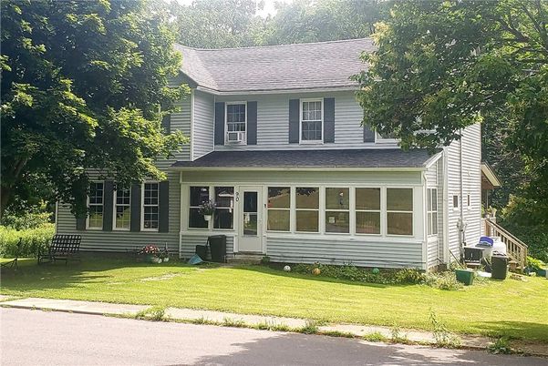 Exterior, Facade, Cape Cod