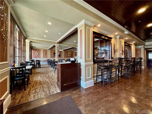 Dining room, Interior, Recessed Lighting