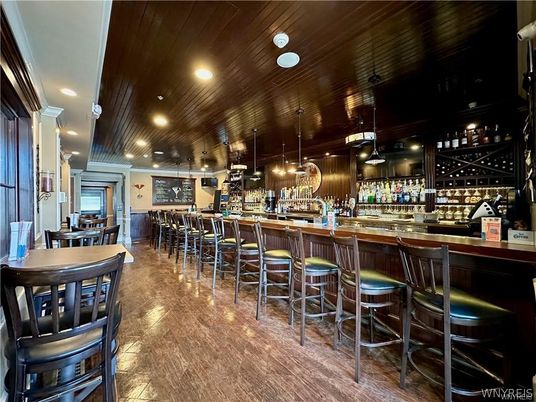 Interior, Pendant Lights, Recessed Lighting, Wood Texture Flooring
