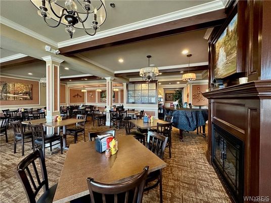 Chandelier, Dining room, Fireplace, Interior, Pendant Lights, Recessed Lighting