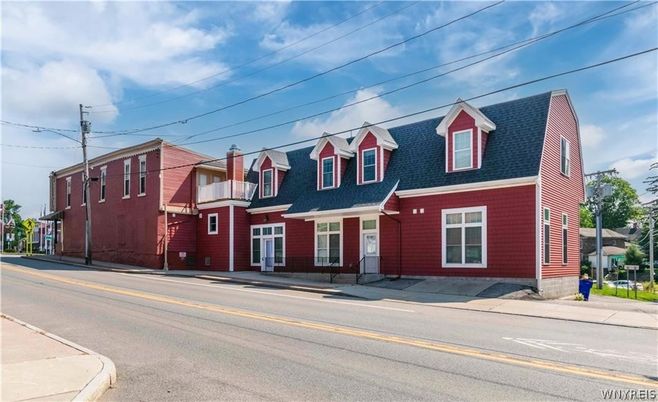 Exterior, Facade, Cape Cod