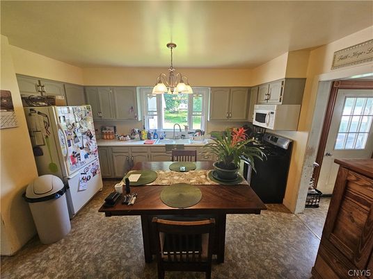 Dining room, Interior, Kitchen, Pendant Lights