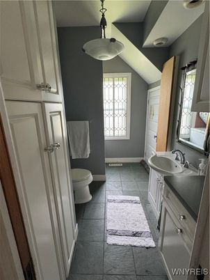Bathroom, Interior, Pendant Lights