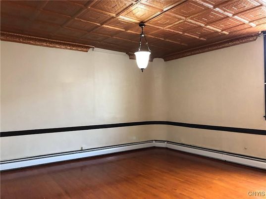 Empty room, Interior, Pendant Lights, Wooden Ceilings, Wood Texture Flooring