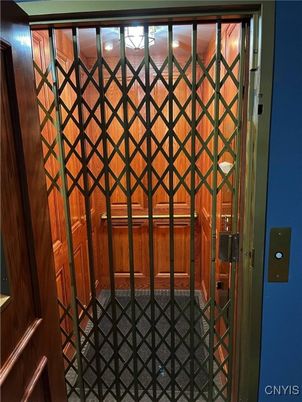 Elevator, Interior