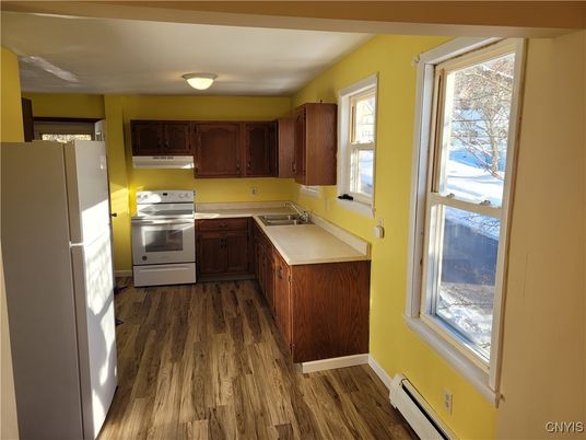 Interior, Kitchen, Stainless Steel Appliances, Wood Texture Flooring
