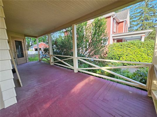 Exterior, Interior, Sun Room