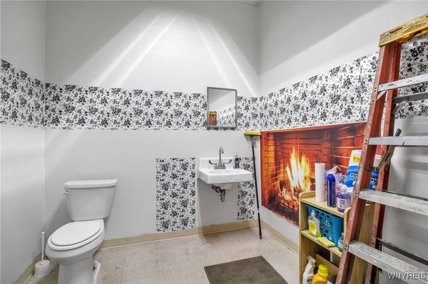 Bathroom, Fireplace, Interior