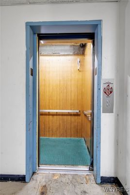 Elevator, Interior, Wooden Walls
