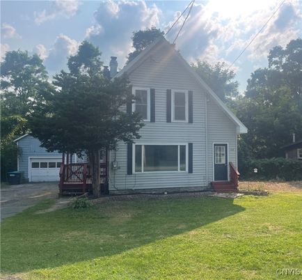 Backyard, Detached Garage, Exterior